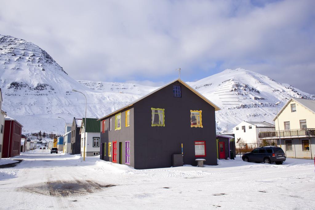 מלון Siglufjordur Soffia'S House מראה חיצוני תמונה